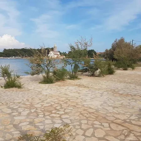 Studio In With Seaview, Terrace, Air Condition, Wifi