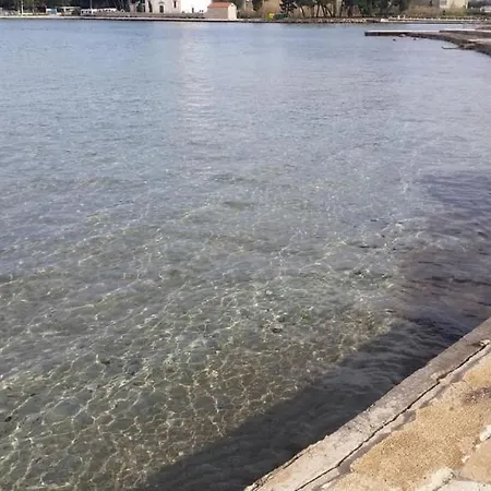 Studio In With Seaview, Terrace, Air Condition, Wifi