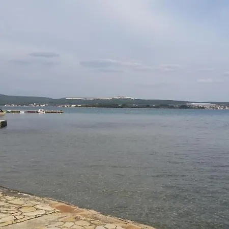 Studio In With Seaview, Terrace, Air Condition, Wifi